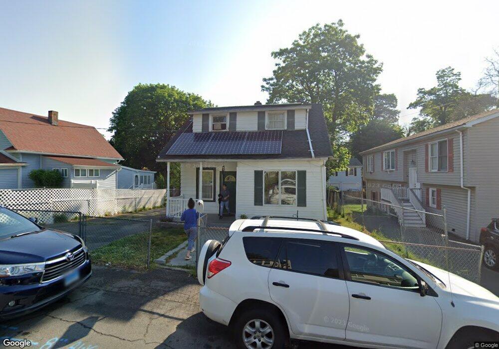 430 Oakwood St, Bridgeport, CT 06606 - photo 1