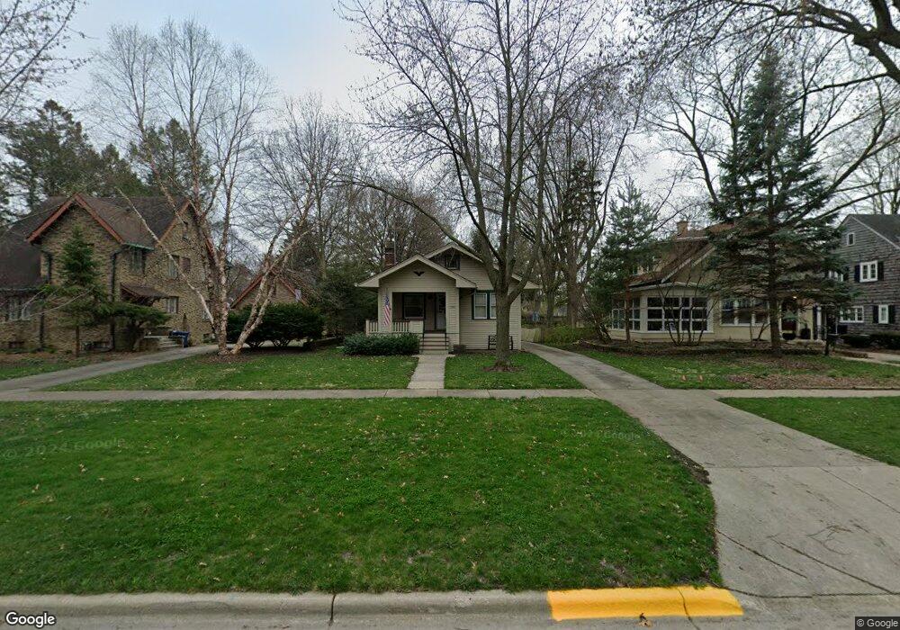 1340 Garfield Ave, Aurora, IL 60506 - photo 1