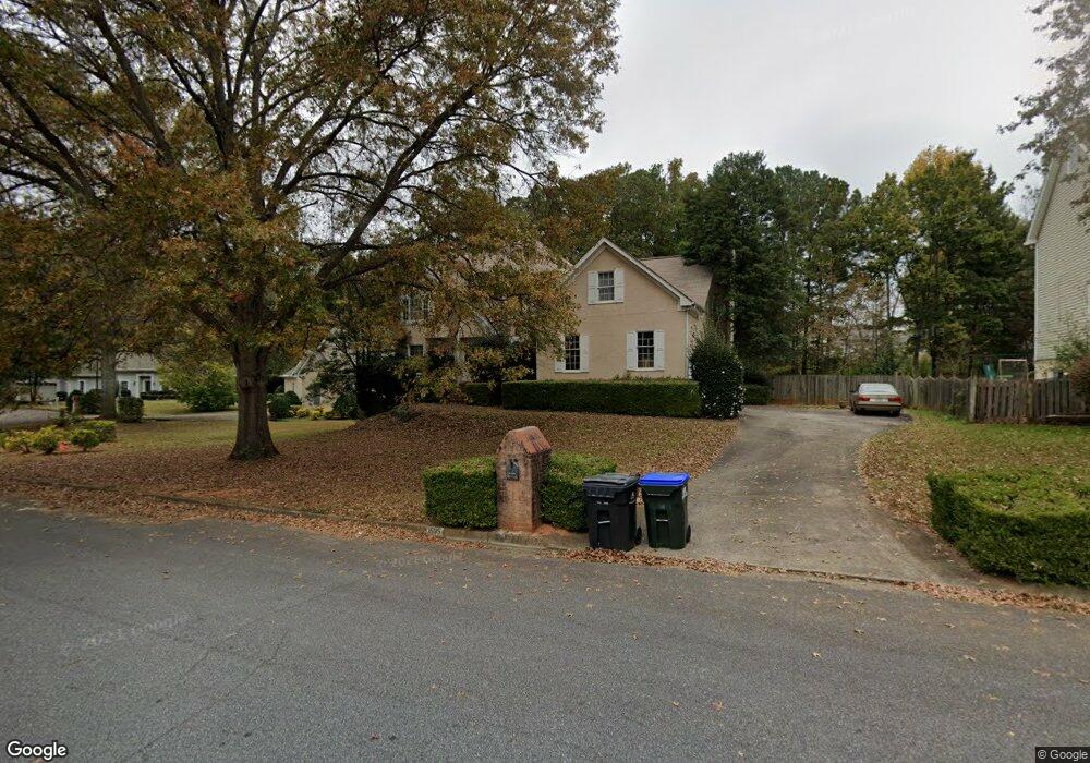 1685 Oakfield Ln, Roswell, GA 30075 - photo 1