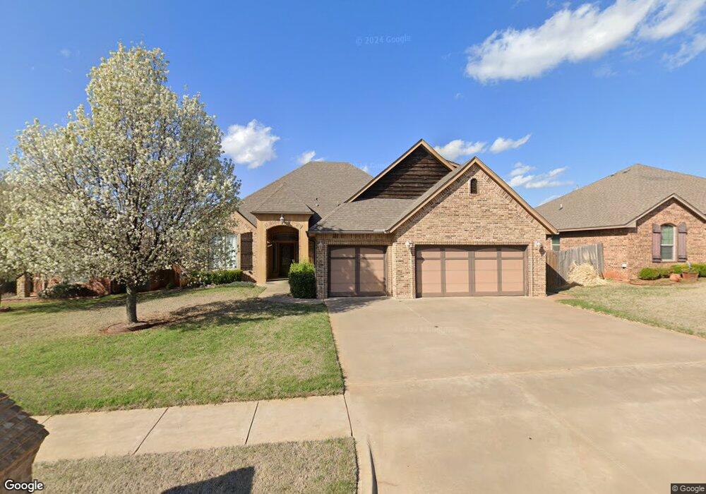 2701 SE 5th St, Moore, OK 73160 - photo 1