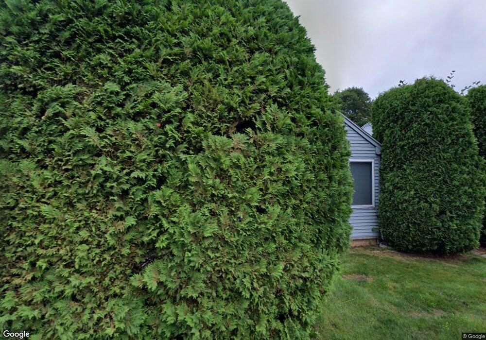 1 Curry Cross Ct, Suffield, CT 06078 - photo 1