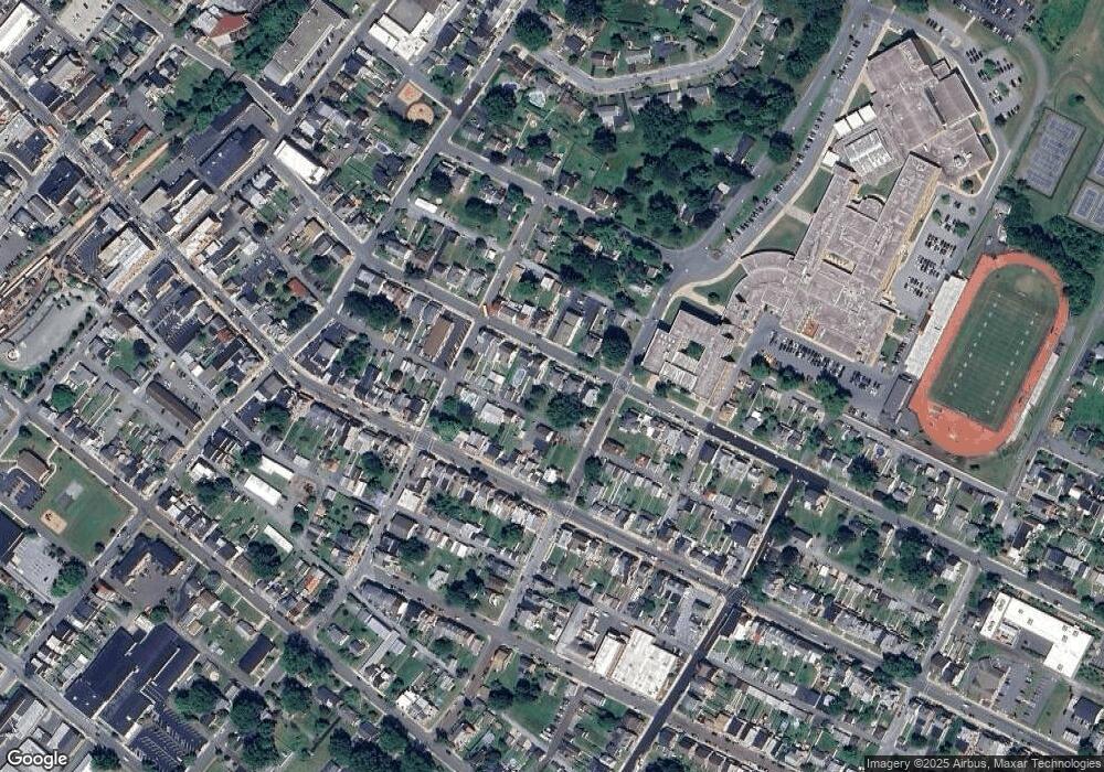 414 E 4th St, Boyertown, PA 19512 - photo 1