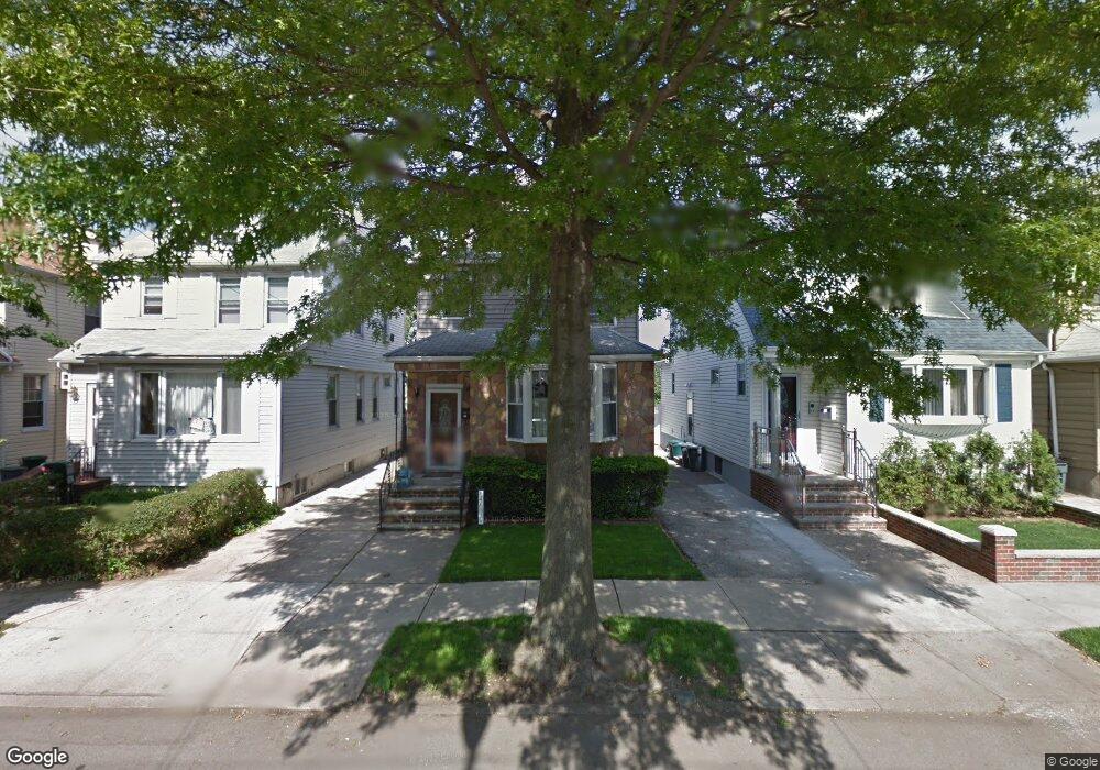 4643 189th St, Flushing, NY 11358 - photo 1