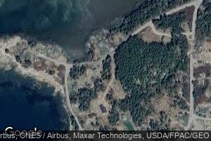 3 Gott Ln, Swans Island, ME 04685