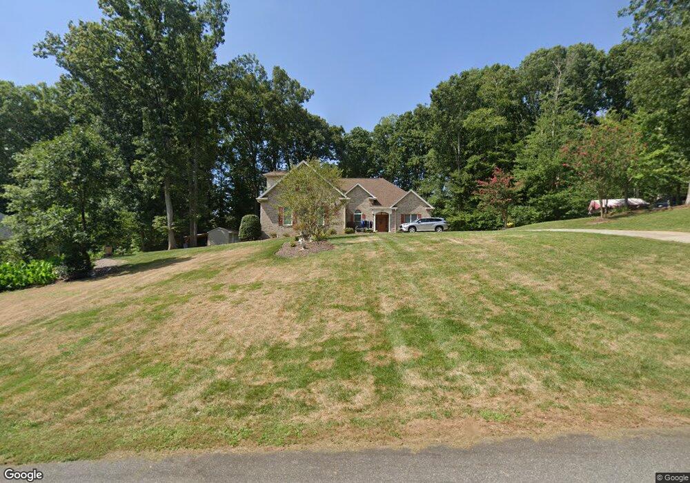 138 Sandalwood Ln, Statesville, NC 28625 - photo 1