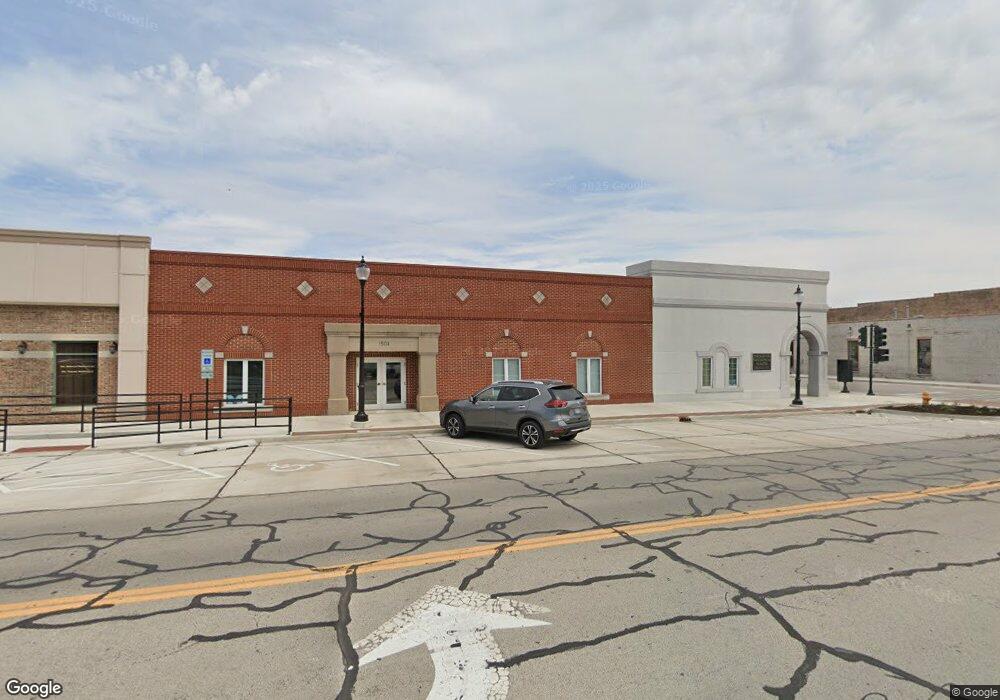 1504 Broadway Ave, Mattoon, IL 61938 - photo 1