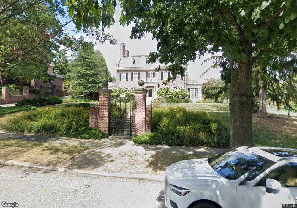 702 W University Pkwy, Baltimore, MD 21210 - photo 1