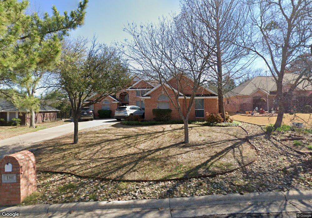 1301 Timber Creek Dr, Weatherford, TX 76086 - photo 1