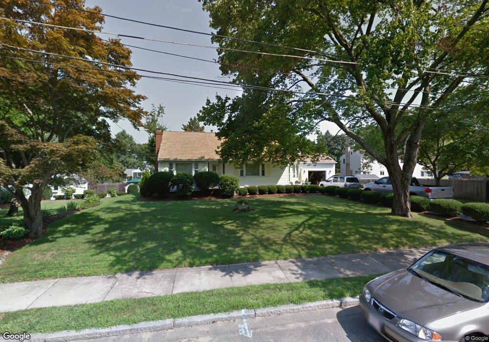 27 Bear Hill Rd, Stoneham, MA 02180 - photo 1