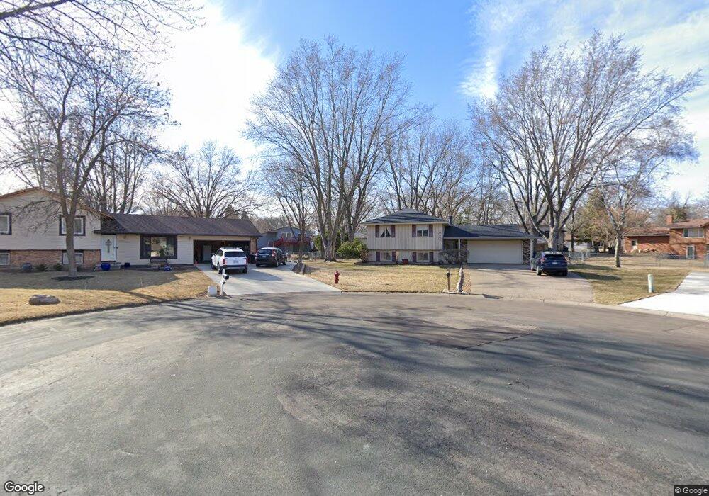 10508 102nd Ave N, Maple Grove, MN 55369 - photo 1