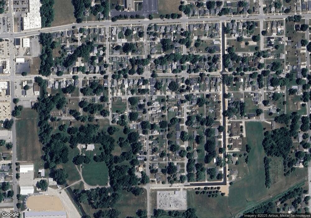 220 Center St, Auburn, IN 46706 - photo 1