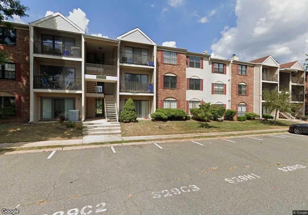 388 Lancaster Ct, Piscataway, NJ 08854 - photo 1