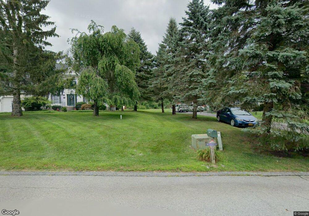 164 Stowe Dr, Poughquag, NY 12570 - photo 1