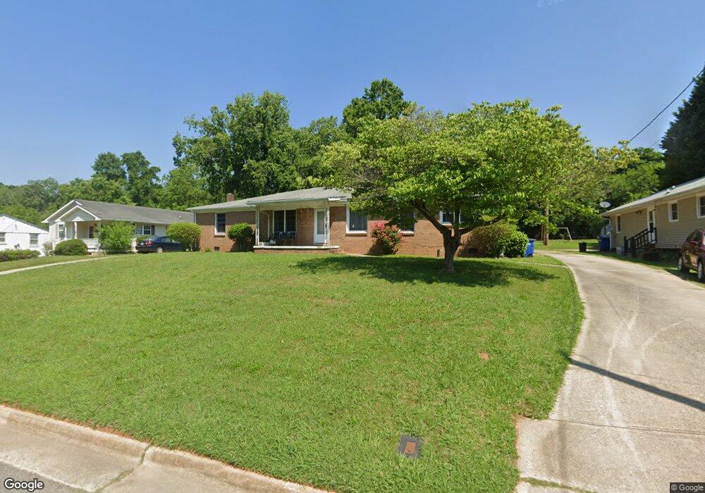 635 E Sharpe St, Statesville, NC 28677 - photo 1