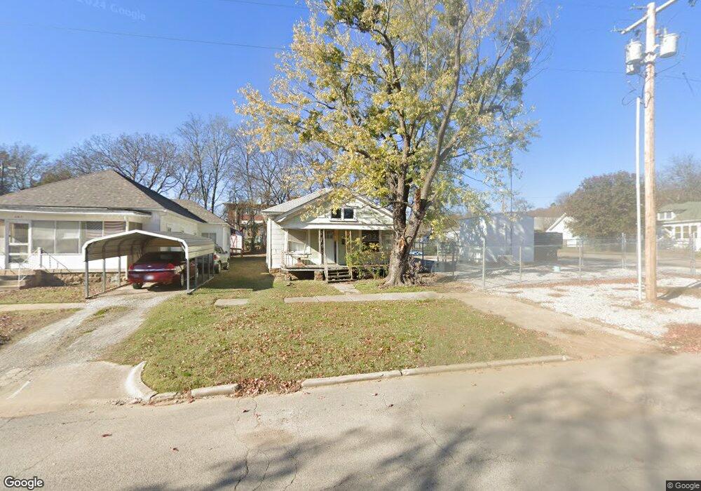 409 N 4th St, Henryetta, OK 74437 - photo 1