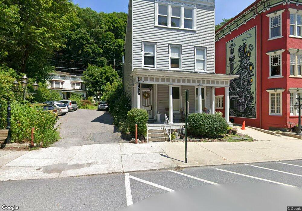 26 W Broadway, Jim Thorpe, PA 18229 - photo 1