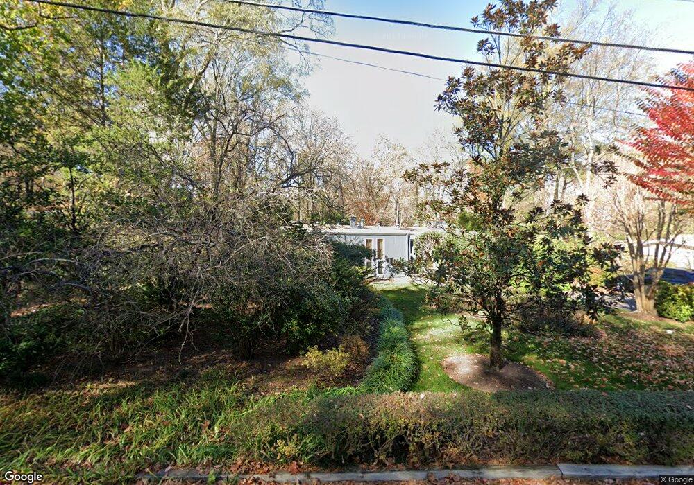 7310 Stafford Rd, Alexandria, VA 22307 - photo 1