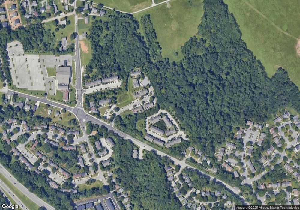 9546 Oakhurst Dr, Columbia, MD 21046 - photo 1