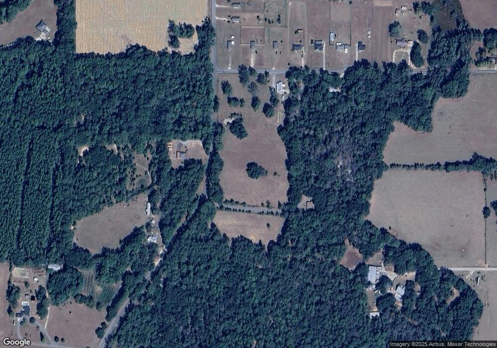 125 Yankee Rd unit B, Lucedale, MS 39452 - photo 1