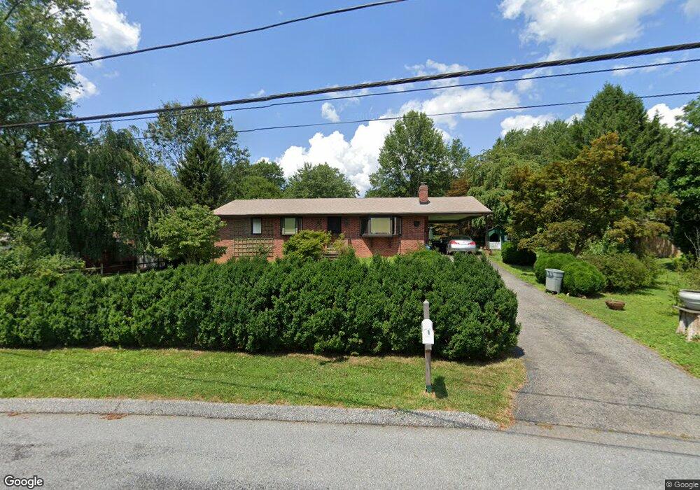 10742 E Crestview Ln, Laurel, MD 20723 - photo 1