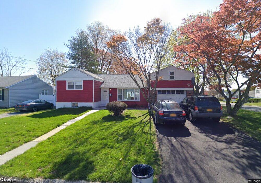 85 Remsen Cir, Yonkers, NY 10710 - photo 1