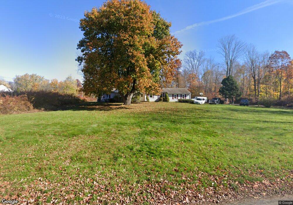 19 Beech Tree Rd, Brookfield, CT 06804 - photo 1