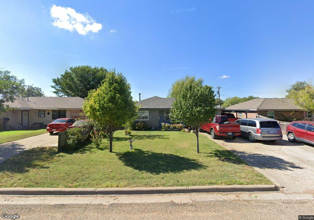 117 N Klein Ave, Dumas, TX 79029 - photo 1