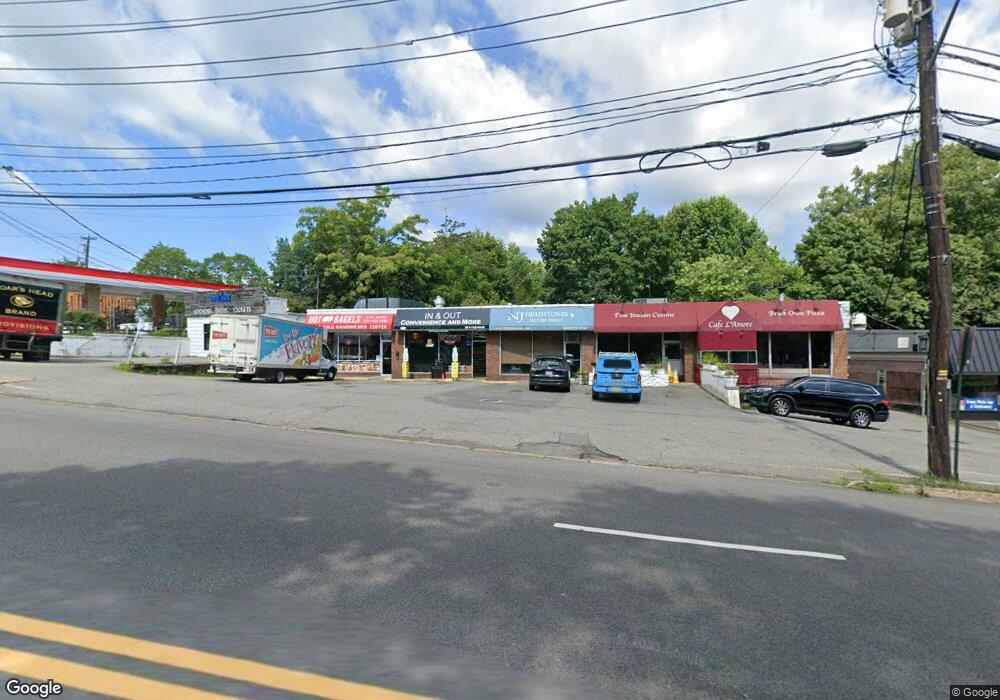 453 B Ramapo Valley Rd unit 453B, Oakland, NJ 07436 - photo 1