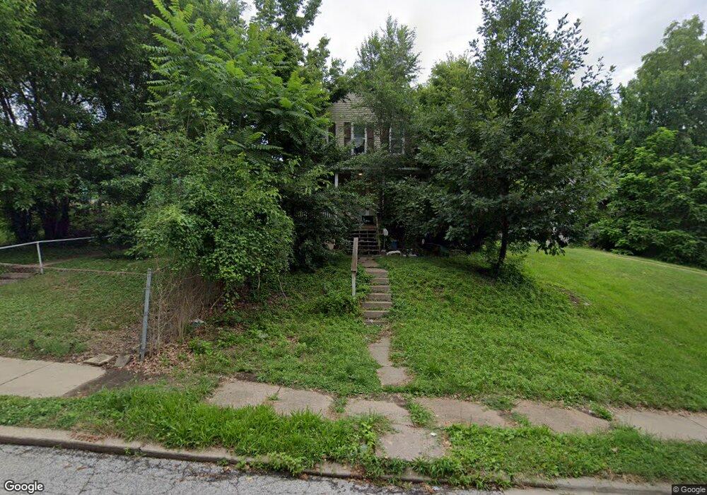 736 E 9th St, Davenport, IA 52803 - photo 1