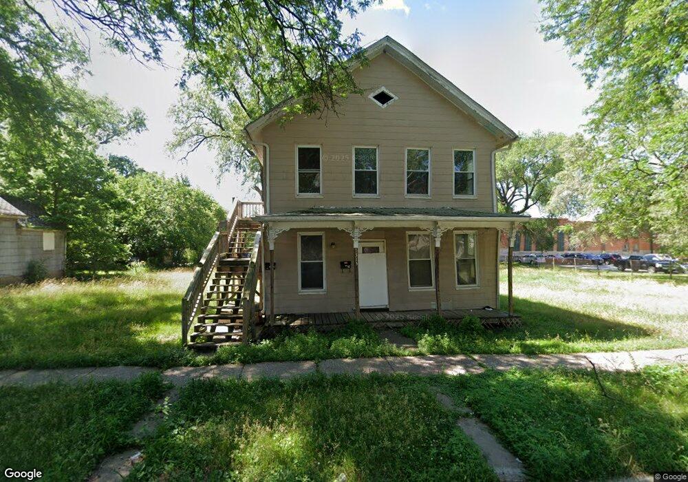 1313 W 6th St, Davenport, IA 52802 - photo 1