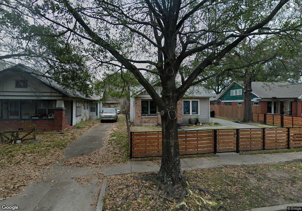 915 Pecore St, Houston, TX 77009 - photo 1