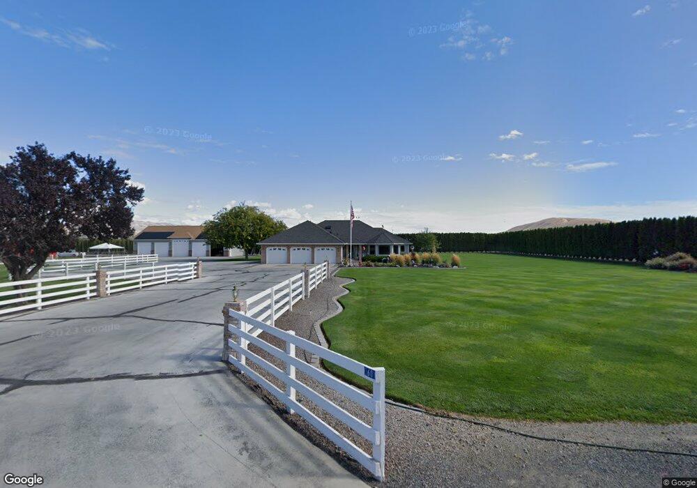 3601 La Framboise Rd, Moxee, WA 98936 - photo 1