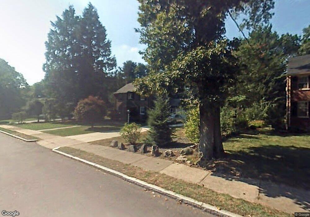 13 Strathmore Rd, Wakefield, MA 01880 - photo 1