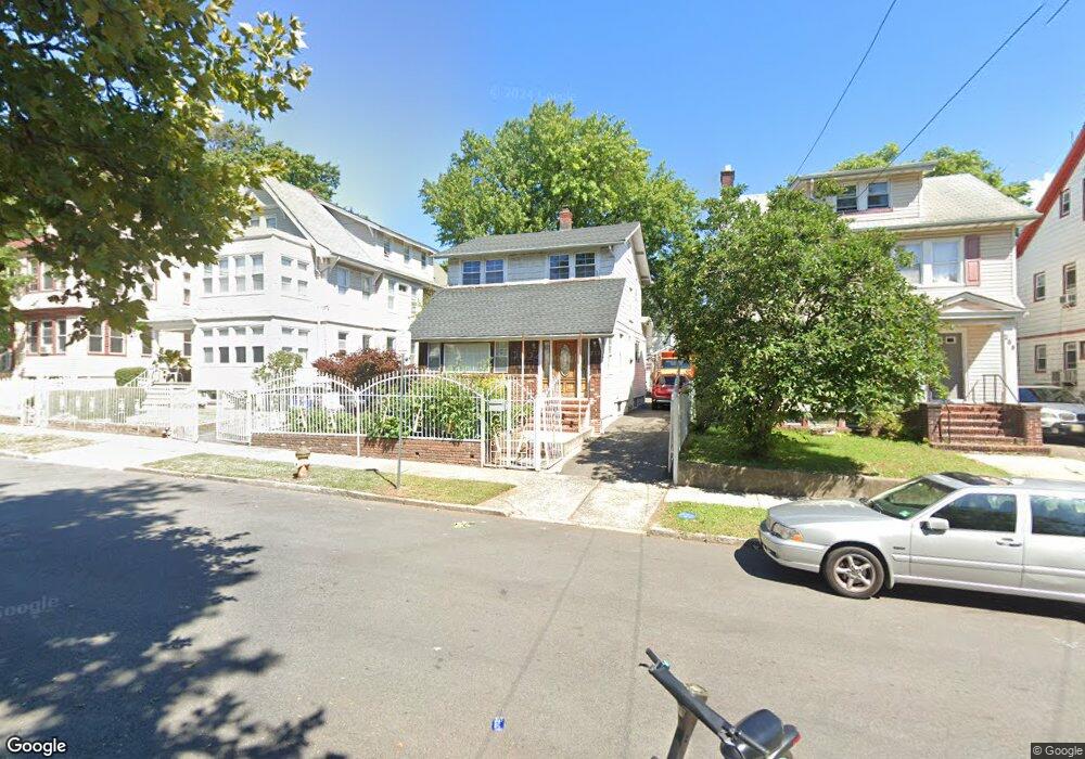 213 Vassar Ave, Newark, NJ 07112 - photo 1