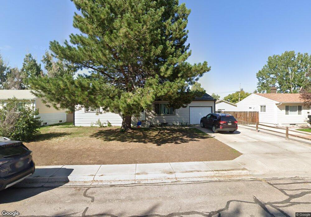 3946 E 9th St, Cheyenne, WY 82001 - photo 1