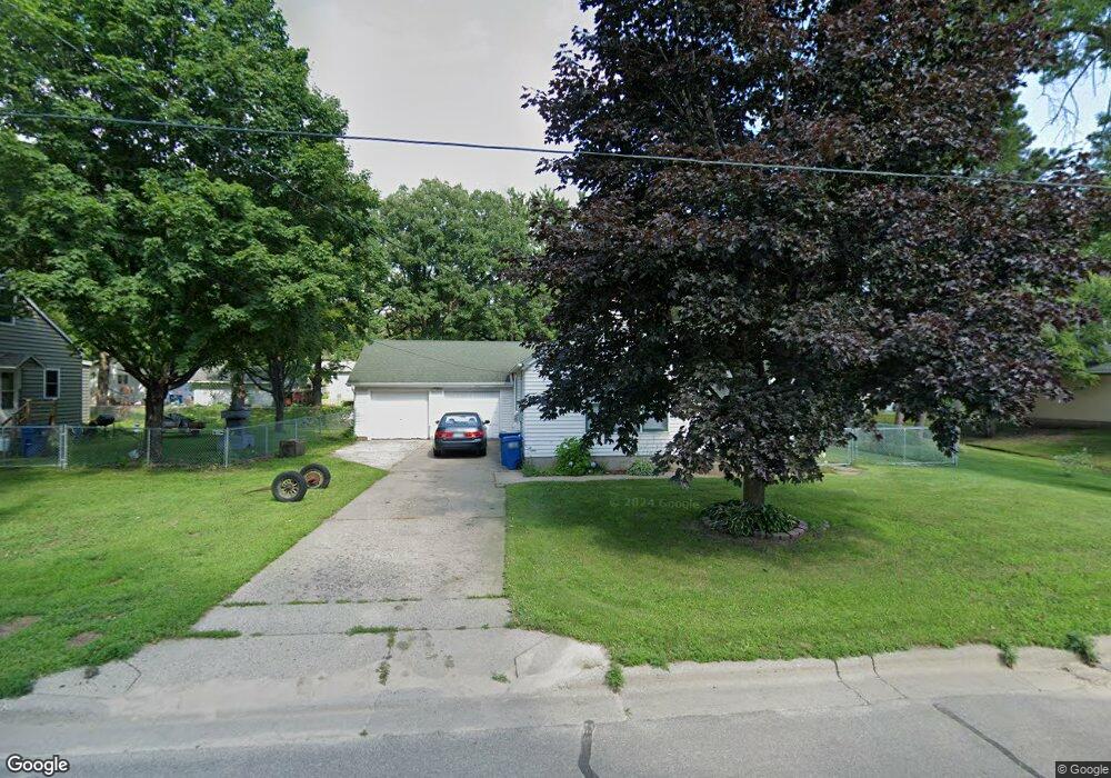 512 Summit Ave S, Sauk Rapids, MN 56379 - photo 1