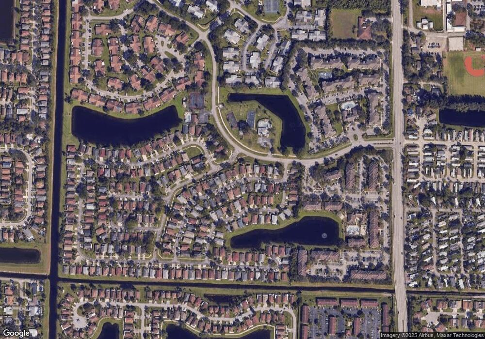 1335 Pines Ln unit 4, West Palm Beach, FL 33415 - photo 1