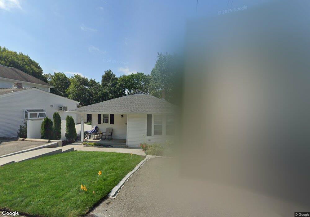 222 Pine Hill Cir unit 1, Waltham, MA 02451 - photo 1