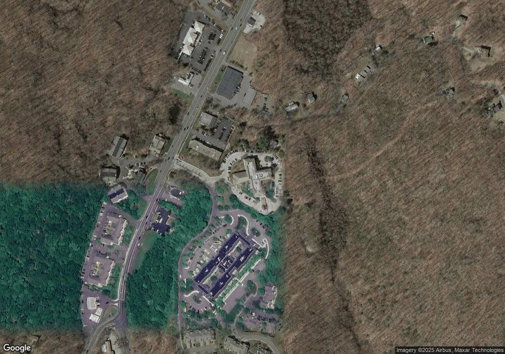 642 Danbury Rd, Ridgefield, CT 06877 - photo 1