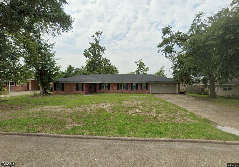 917 Idlewilde Ln, Lake Charles, LA 70605 - photo 1