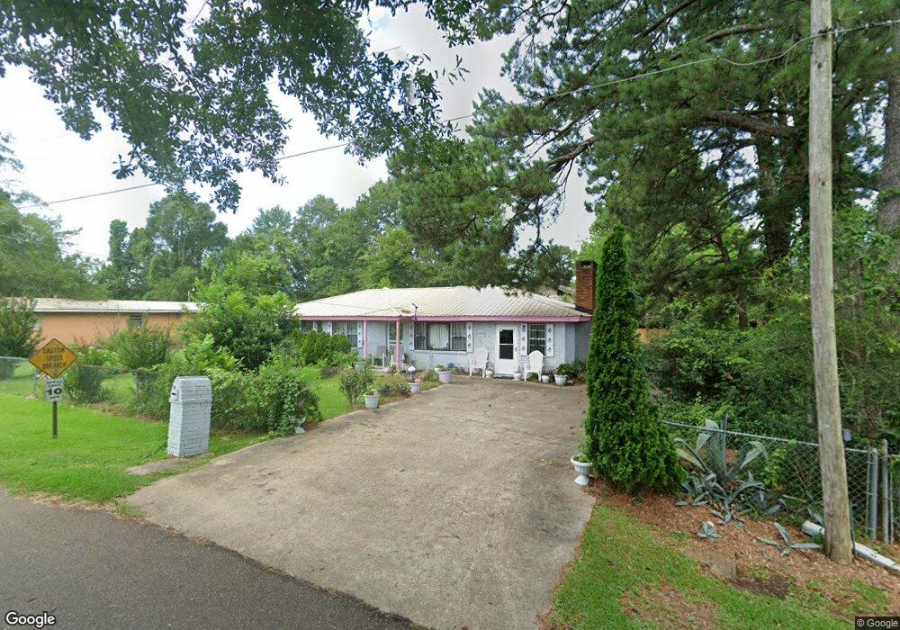 112 W Westover Dr, Tylertown, MS 39667 - photo 1