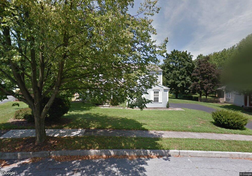 357 Lamp Post Ln, Hershey, PA 17033 - photo 1