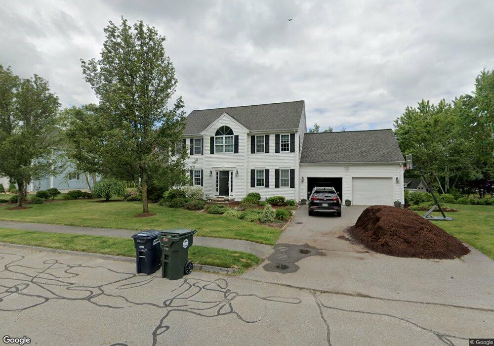 122 Autumn Cir, Holden, MA 01520 - photo 1