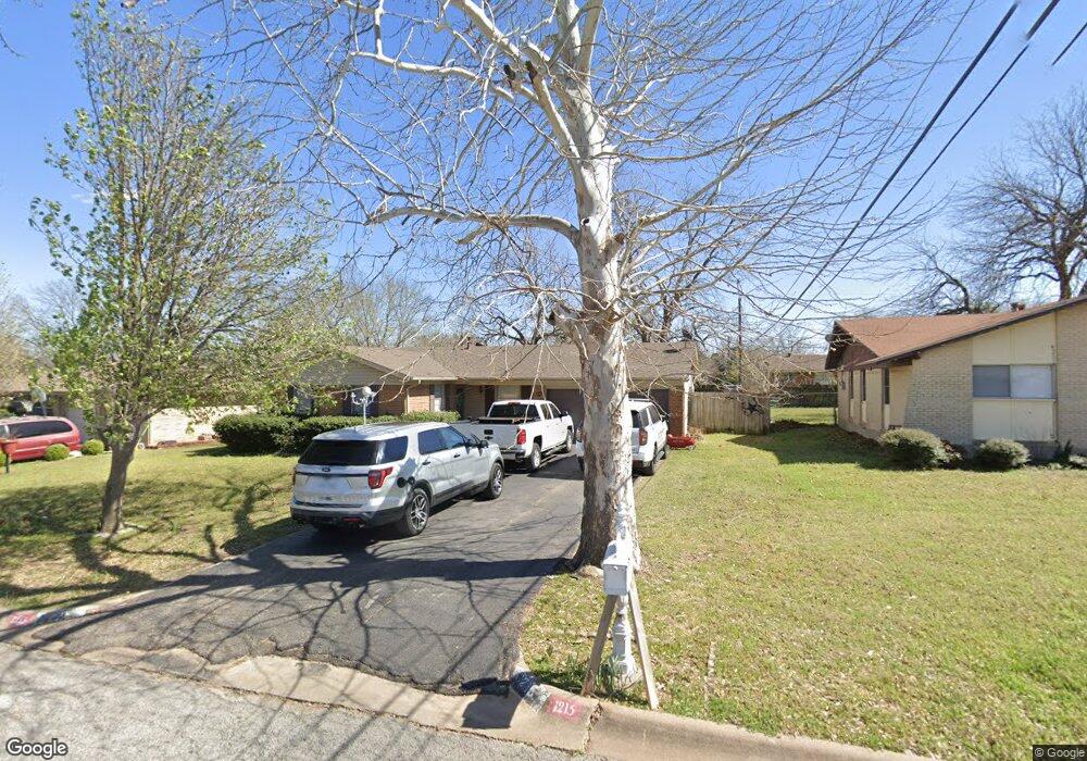 1215 Briarwood Dr, Cleburne, TX 76033 - photo 1