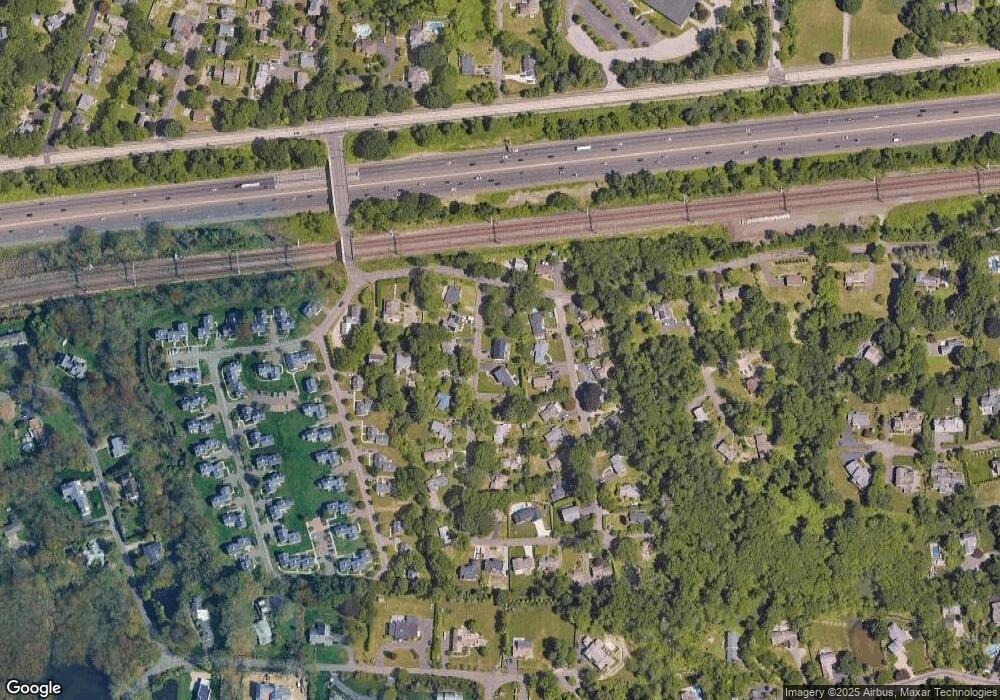 5 Drumlin Rd, Westport, CT 06880 - photo 1