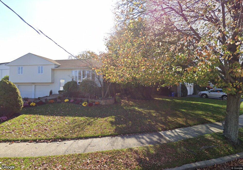 392 Links Dr E, Oceanside, NY 11572 - photo 1