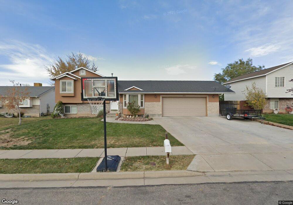 271 W 90 N, Clearfield, UT 84015 - photo 1