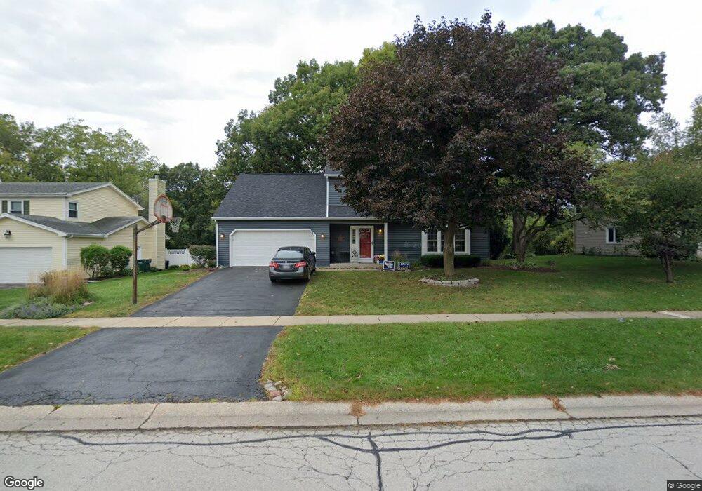 421 Stewart St, Batavia, IL 60510 - photo 1