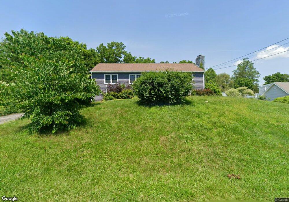 4 Idlewild Dr, Poughkeepsie, NY 12601 - photo 1