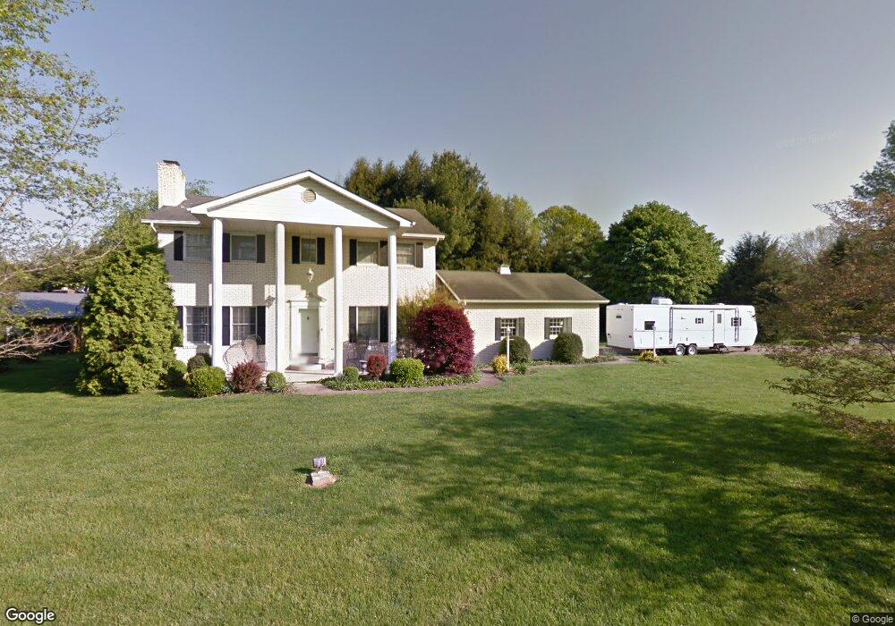 1415 E Calumet Dr, Worthington, KY 41183 - photo 1